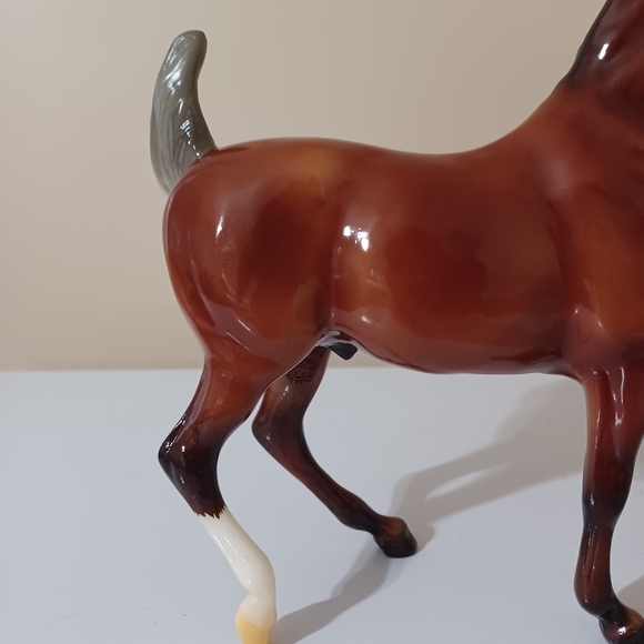 Breyer Lugh Breyerfest 2020 Special Run - Picture 11 of 16